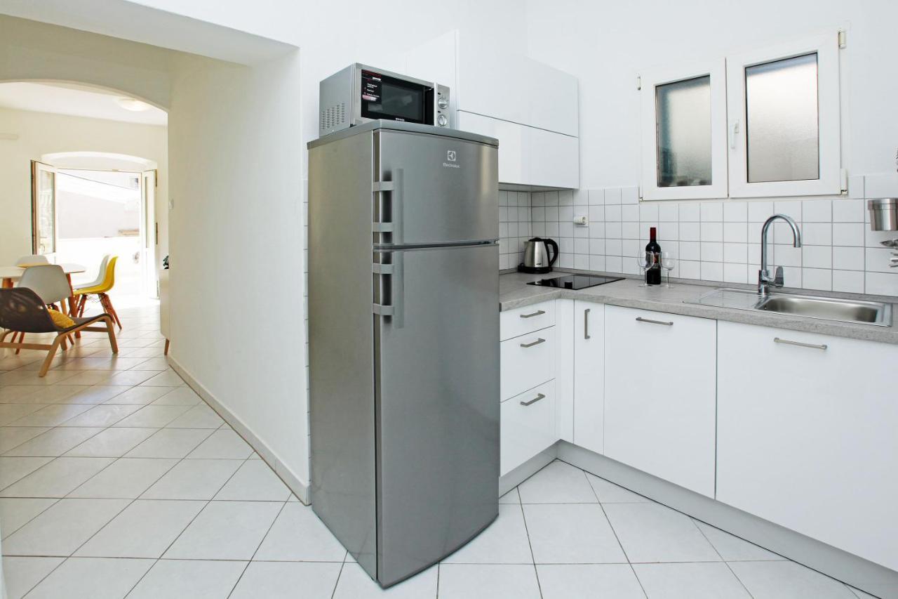 Seaside Apartments 볼 외부 사진